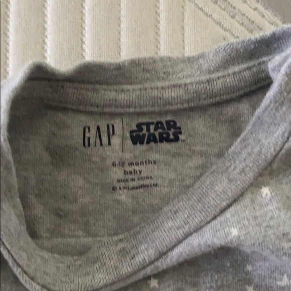 Gap x Star Wars Yoda Onesie 6-12 months - Picture 2 of 3